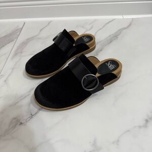 Sofft Billie Clog Slip On Closed Toe 1.5"H Suede Leather Black Sz 10 NWOB